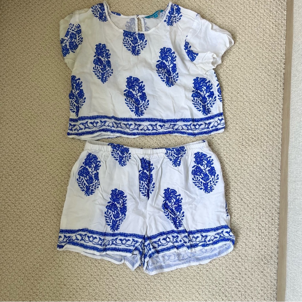 Blue Island White and Blue Patterned Top & Bottom